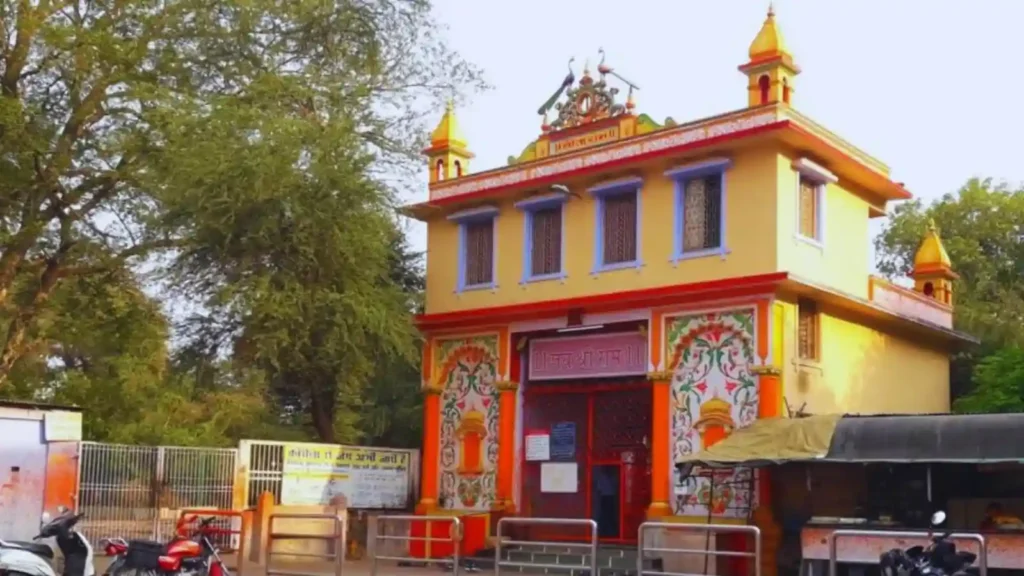 sankat-mochan-hanuman-temple-varanasi